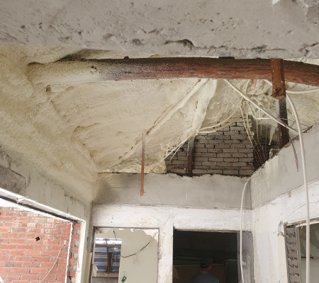 오산의 시골집, 연질우레탄폼으로 누수 문제 해결!